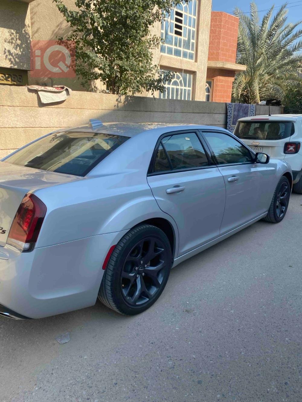 Chrysler 300